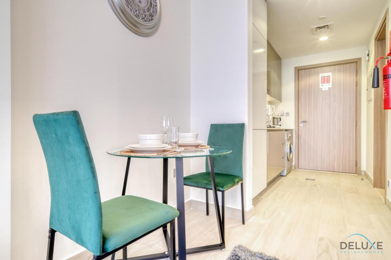 Apartment Pristine Studio At Azizi Riviera 7 Mbr By Deluxe Homes Dubai